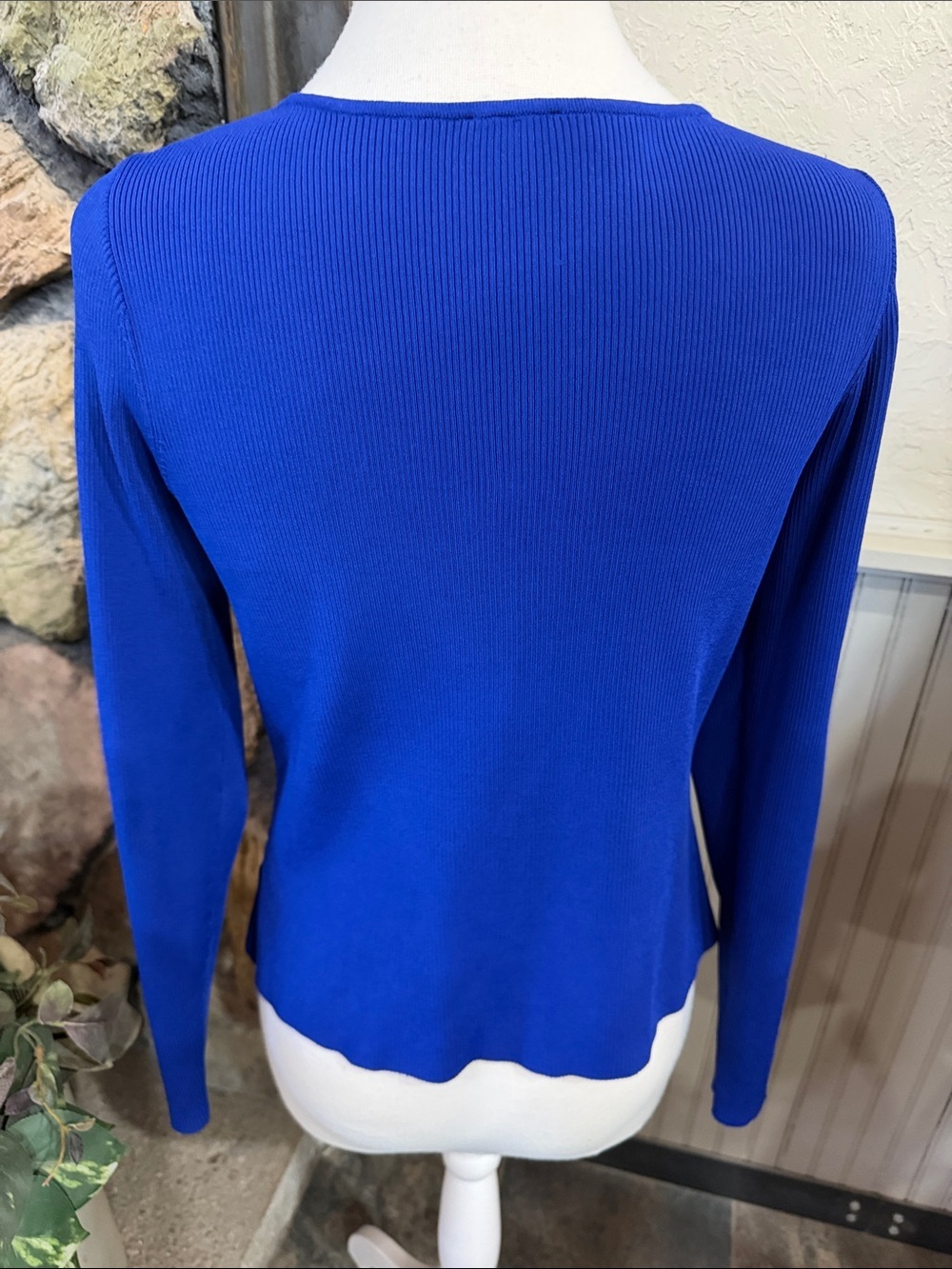 Express Royal Blue Ribbed Button-Front Cardigan - Picture 2 of 5